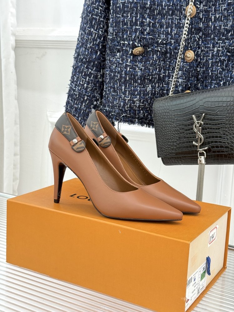 Туфли женские