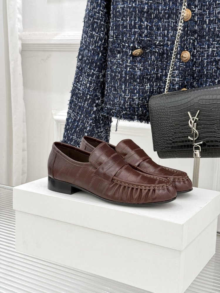 Туфли женские