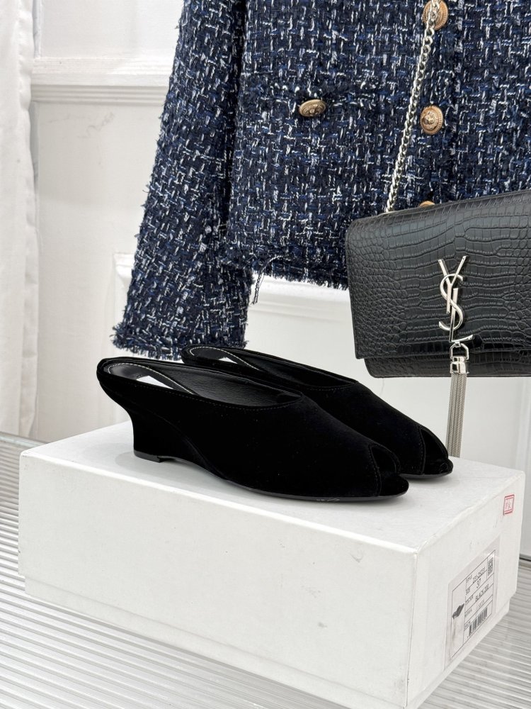 Shoes women's
