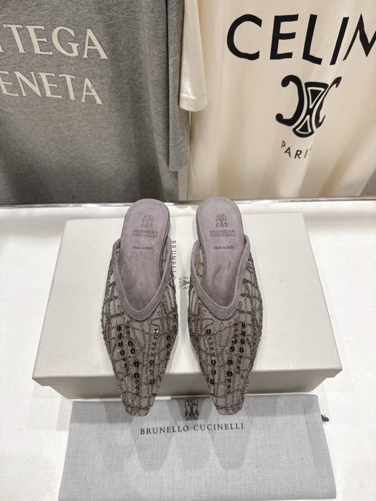 Shoes women's