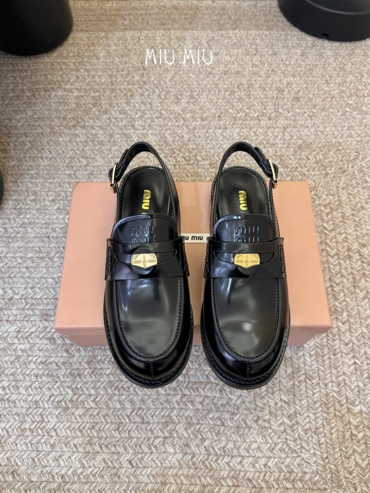 Shoes women's
