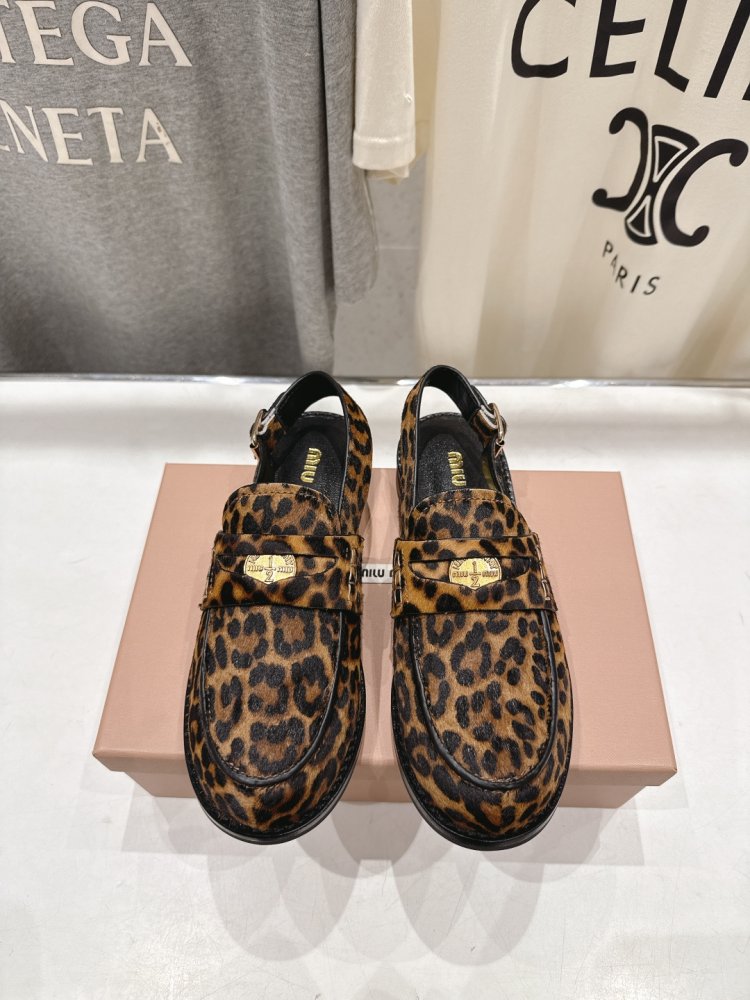 Shoes women's