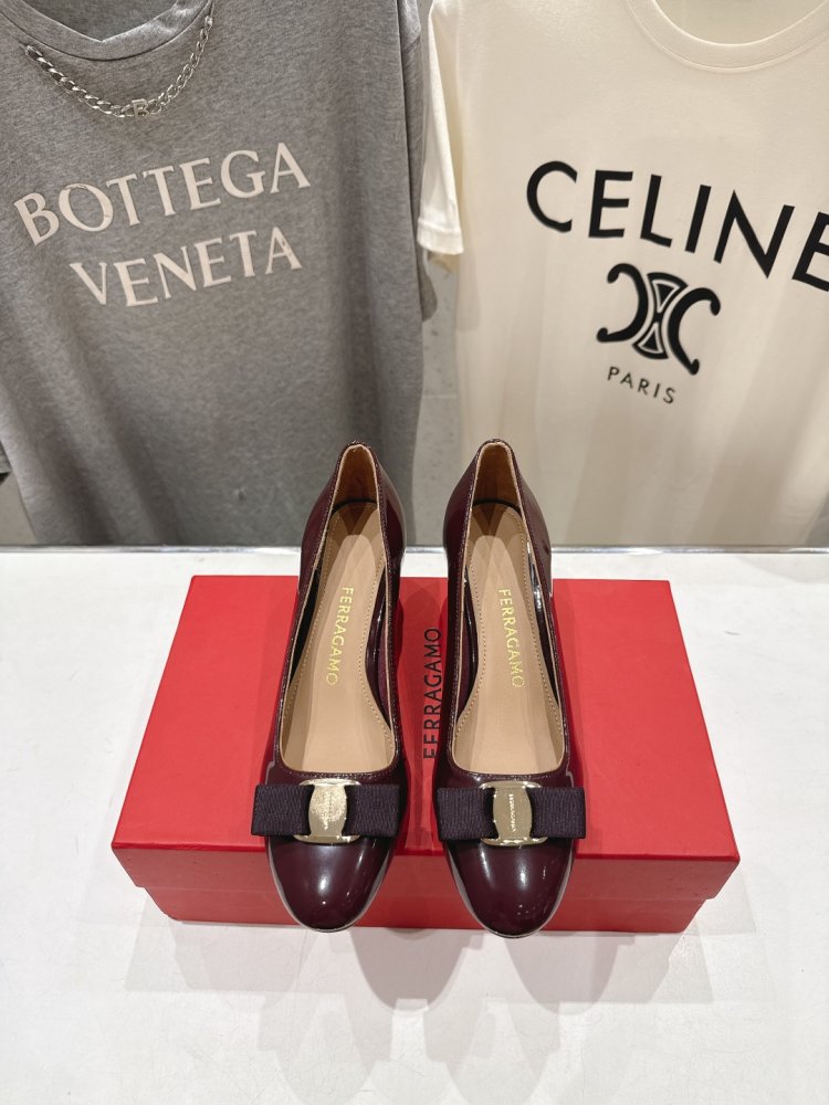 Shoes women's