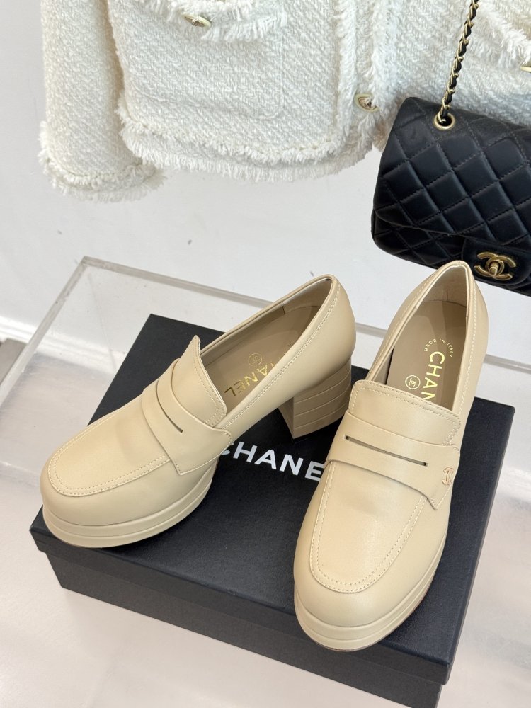 Туфли женские фото 2