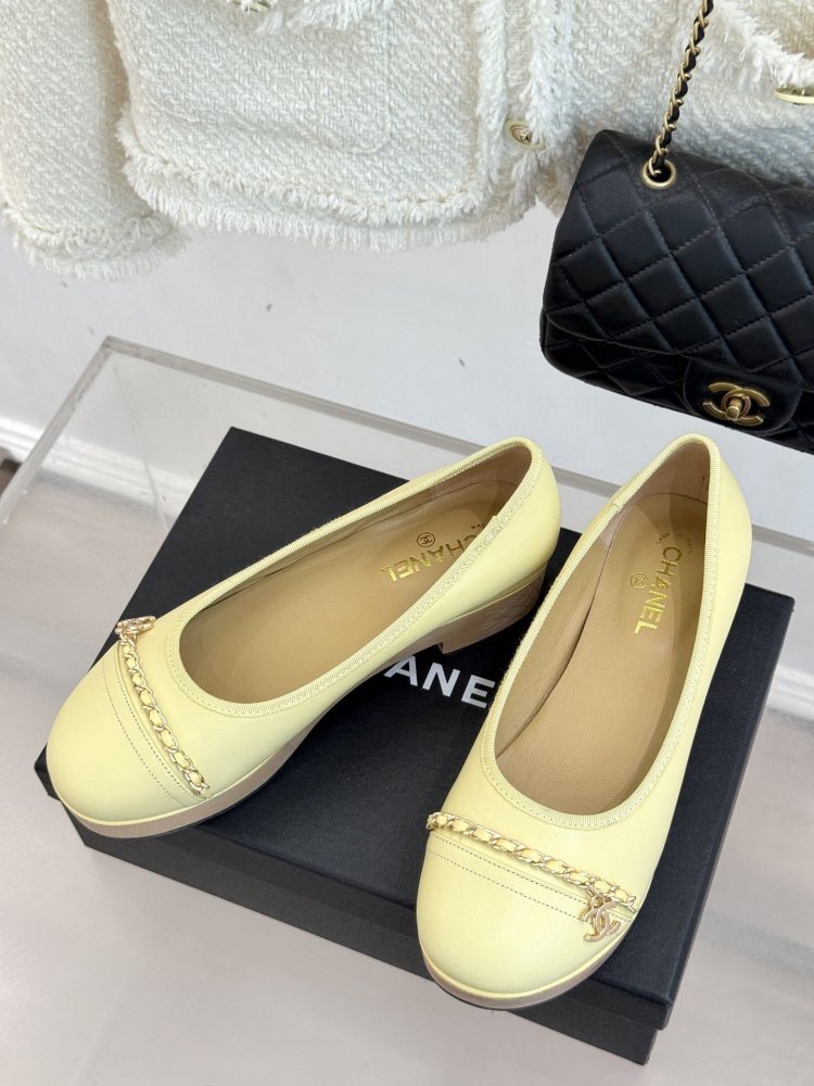 Туфли женские фото 2