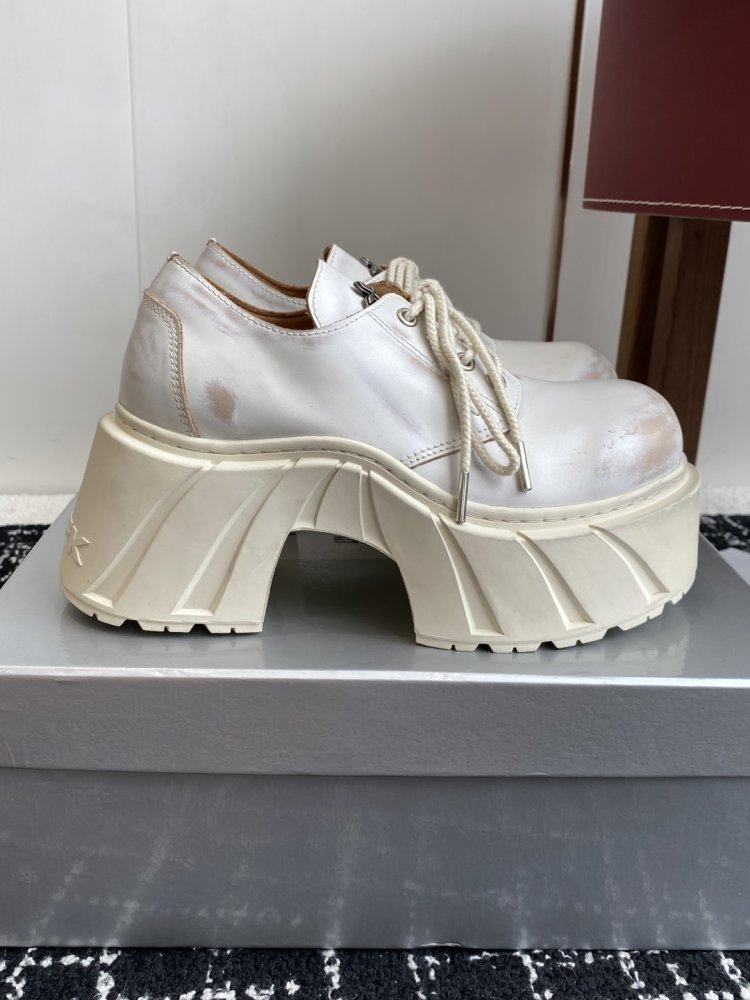 Туфли женские фото 2