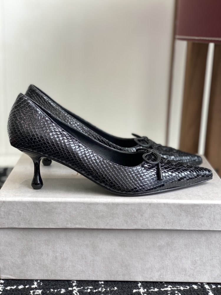 Shoes women's фото 2