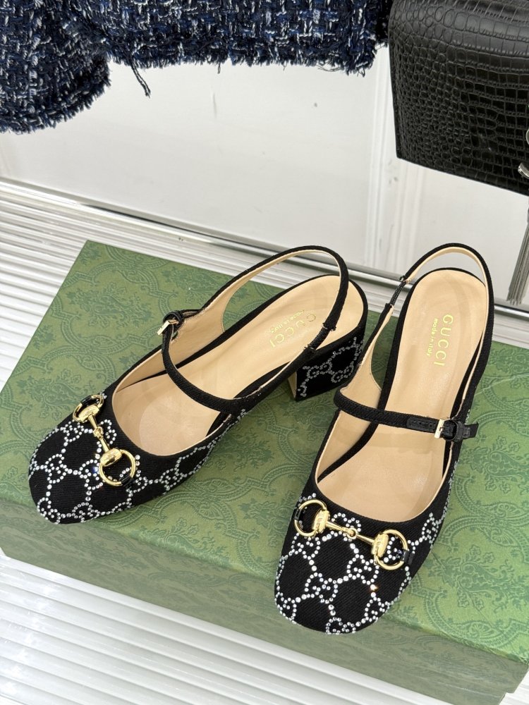 Туфли женские фото 2