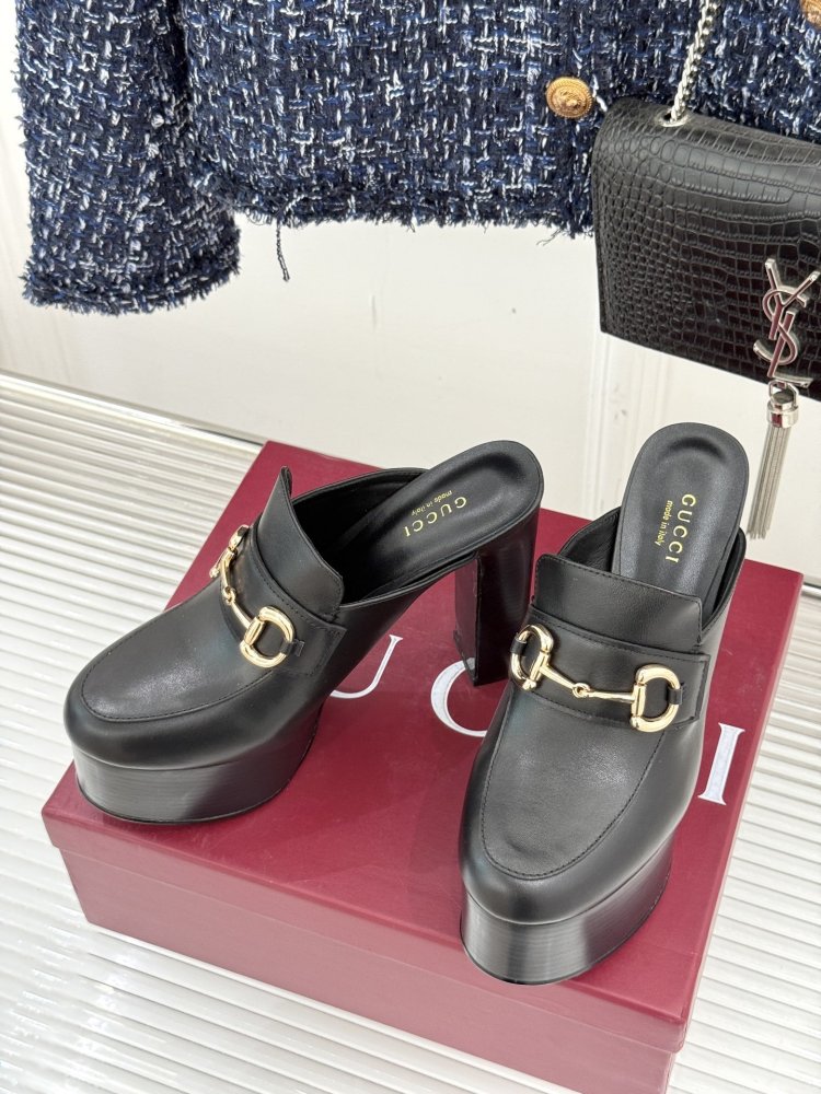 Туфли женские фото 2