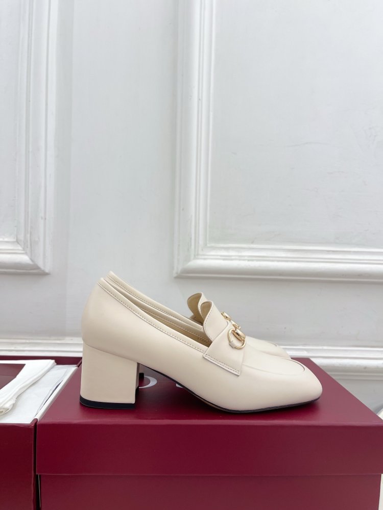 Туфли женские фото 2