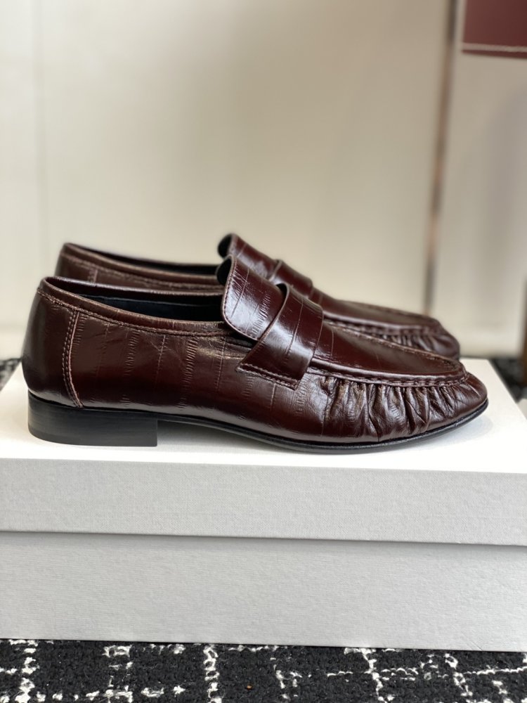 Туфли женские фото 2