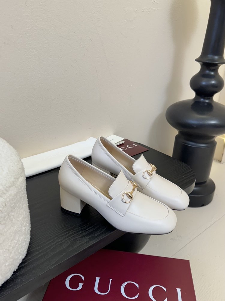 Туфли женские фото 2