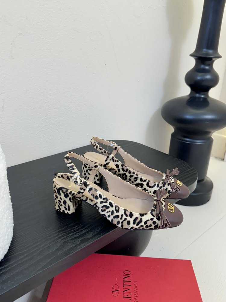 Shoes women's фото 2