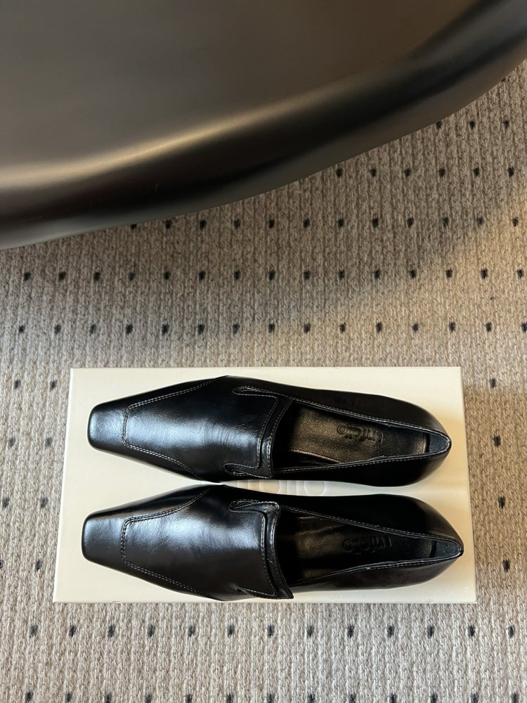 Туфлі жіночі фото 2