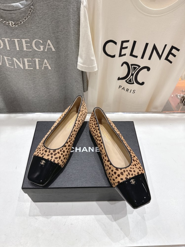 Shoes women's фото 2