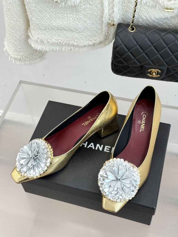 Туфлі жіночі фото 2