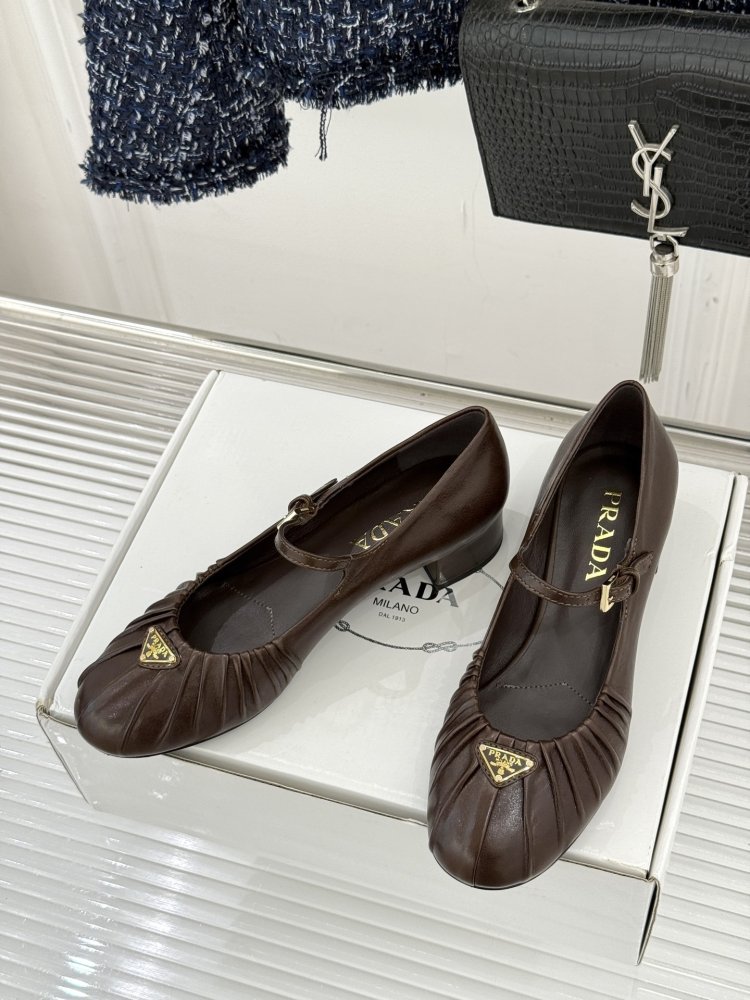 Туфли женские фото 2