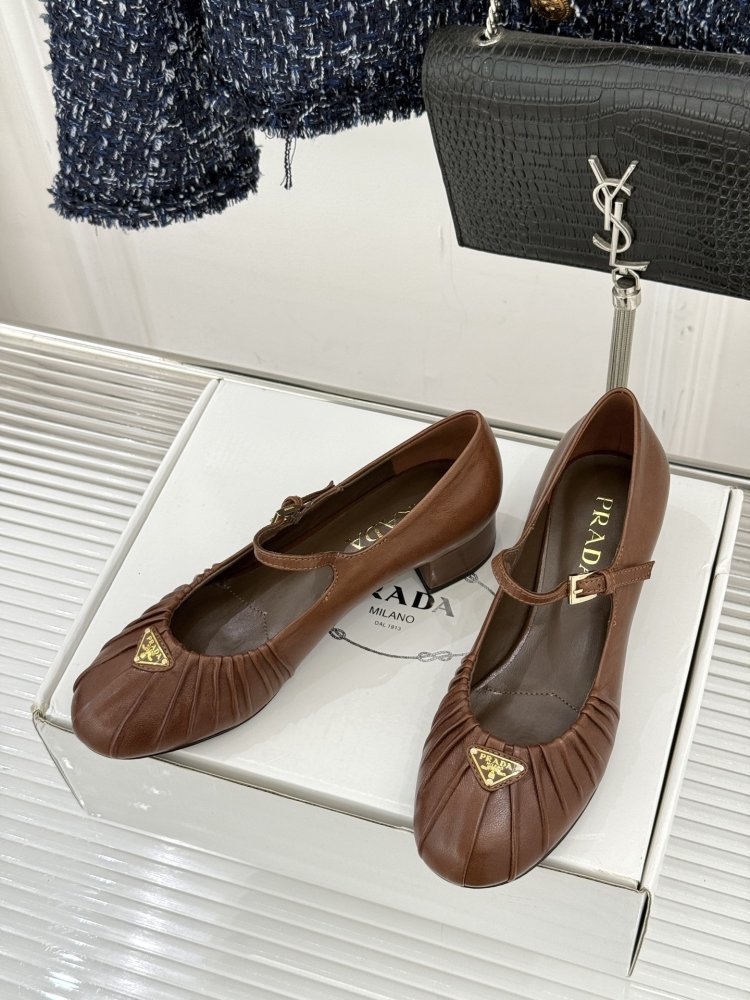 Туфли женские фото 2