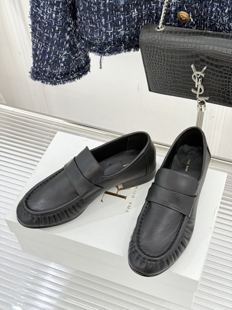 Туфли женские фото 2