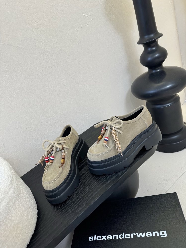 Туфли женские фото 3