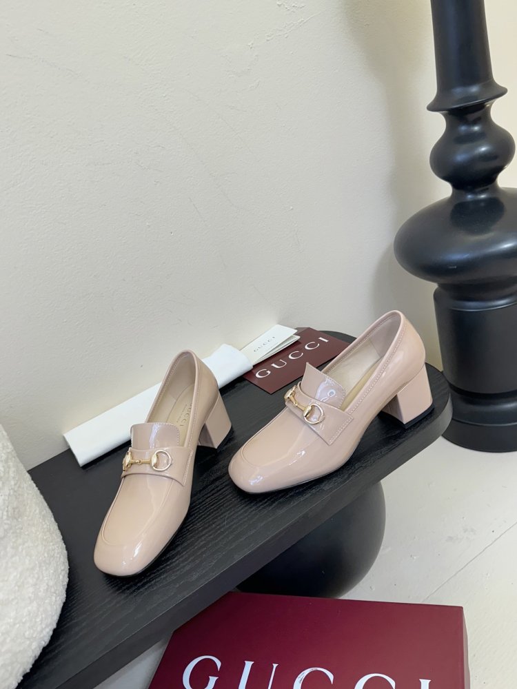 Туфли женские фото 3