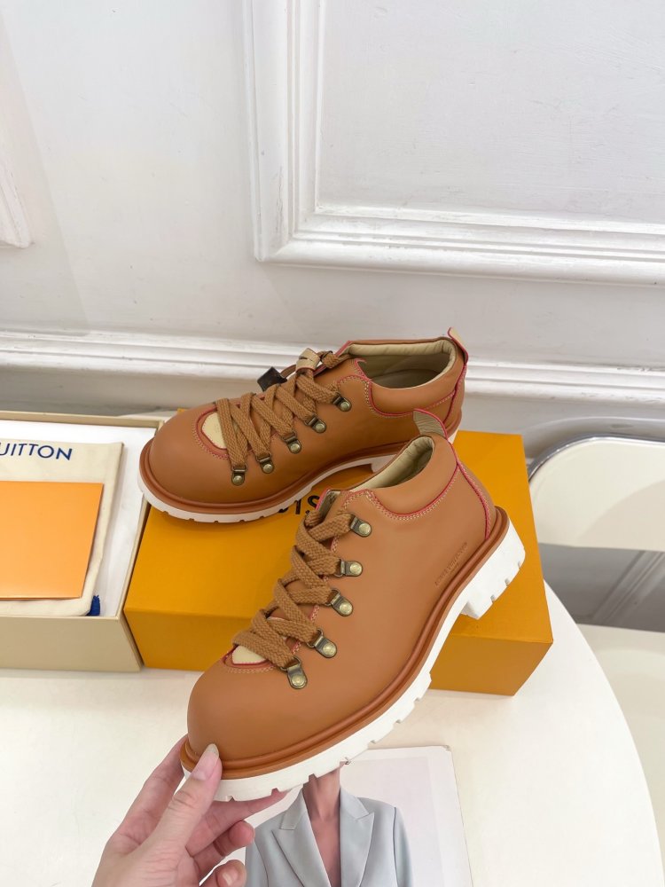 Туфли женские фото 3