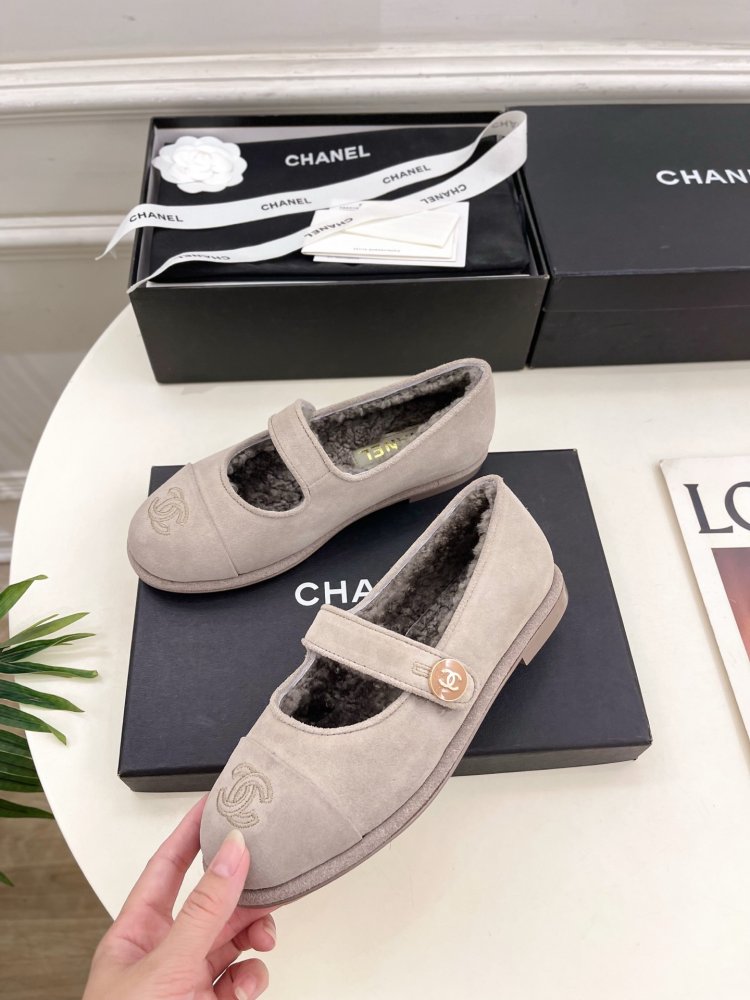 Туфли женские фото 3