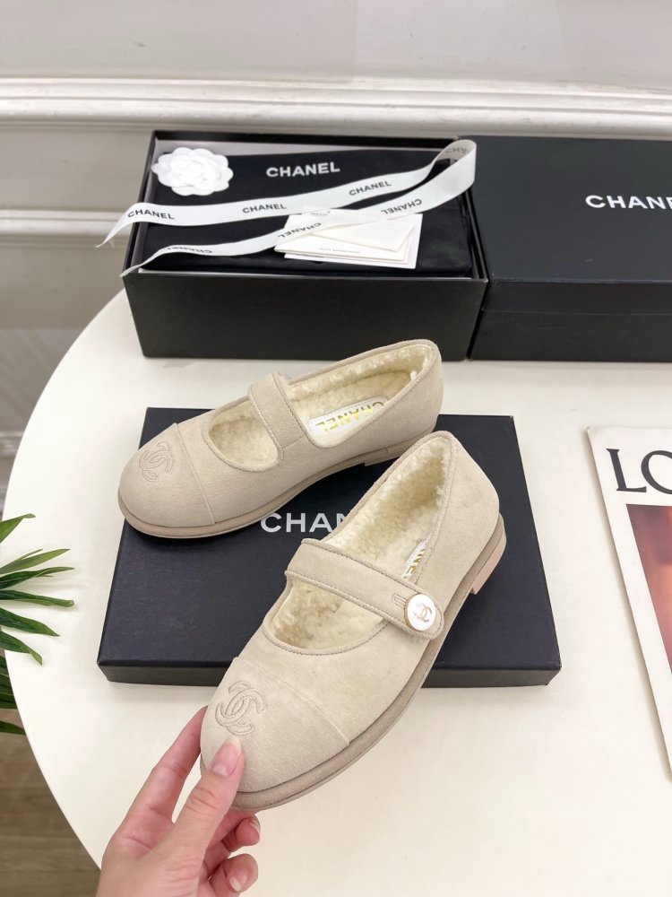 Туфли женские фото 3