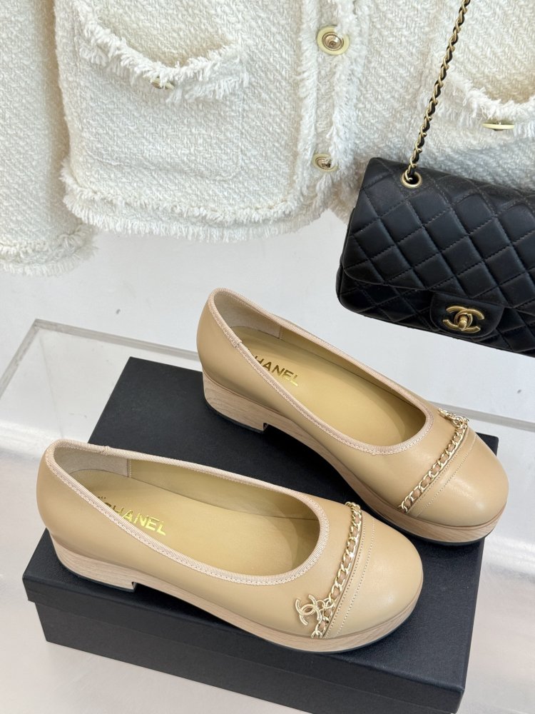 Туфли женские фото 3