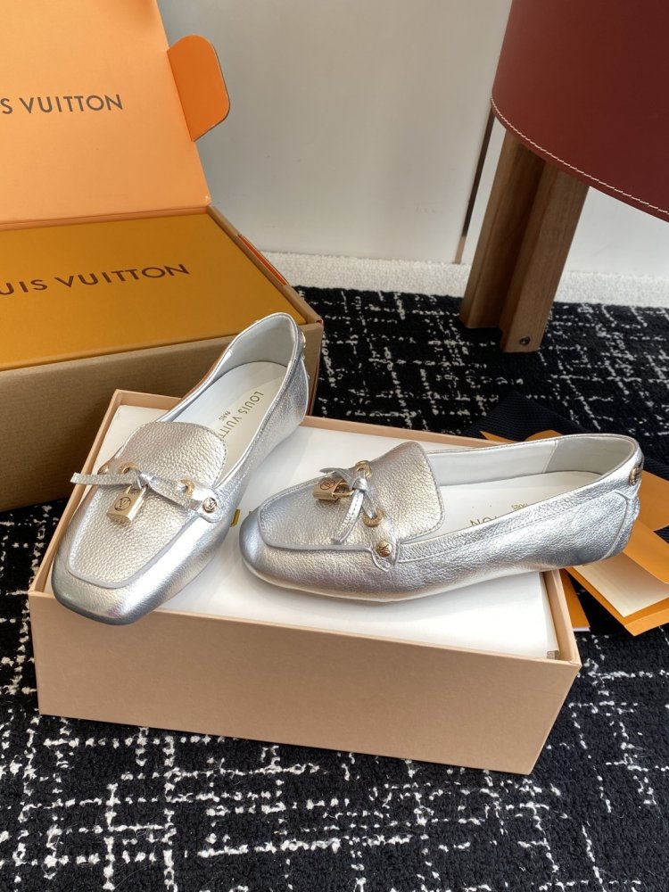 Туфли женские фото 3