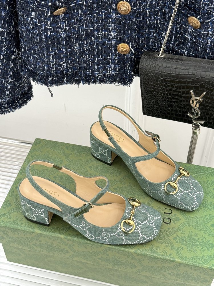 Туфли женские фото 3