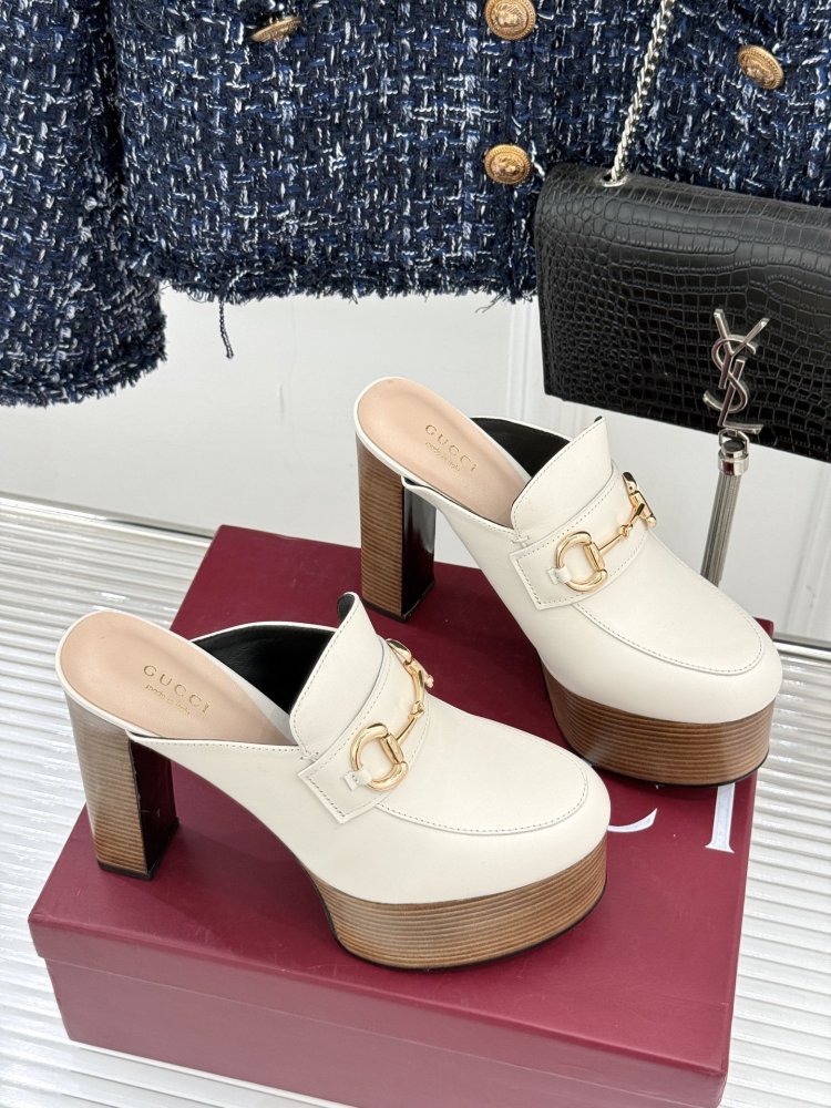 Туфли женские фото 3