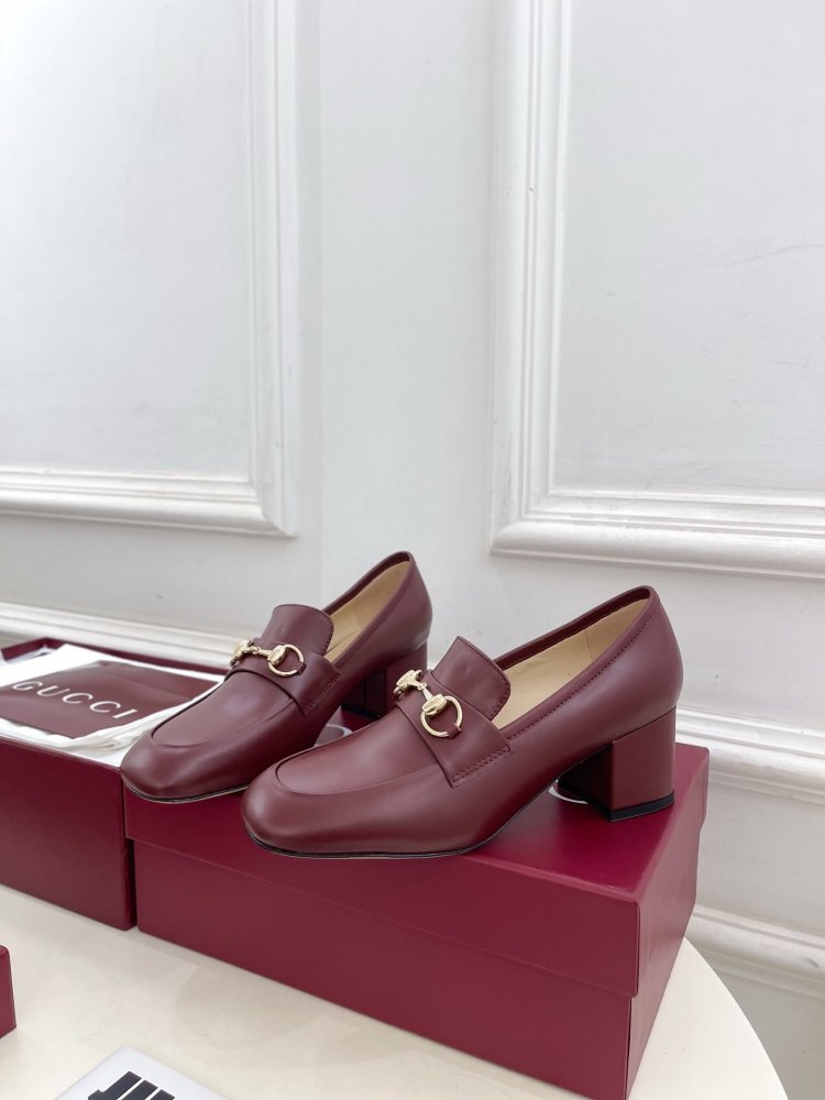 Туфли женские фото 3