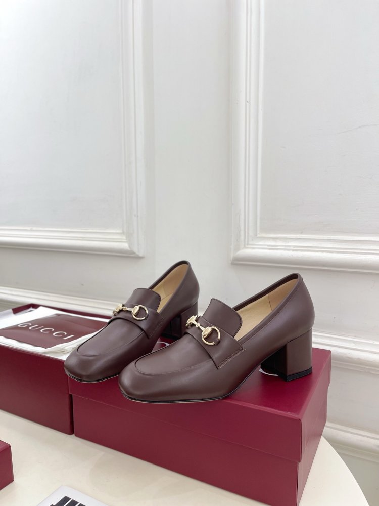 Туфли женские фото 3