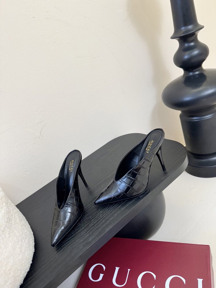 Туфли женские фото 3