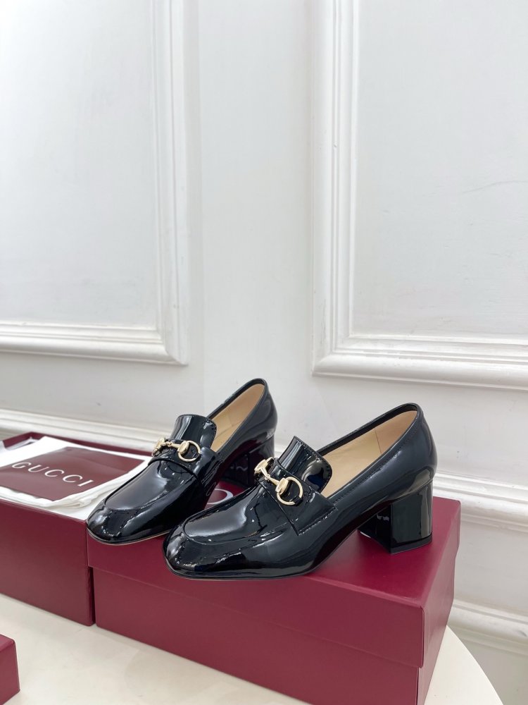 Туфли женские фото 3