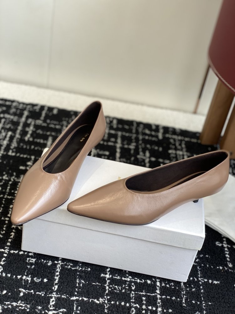 Туфли женские фото 3