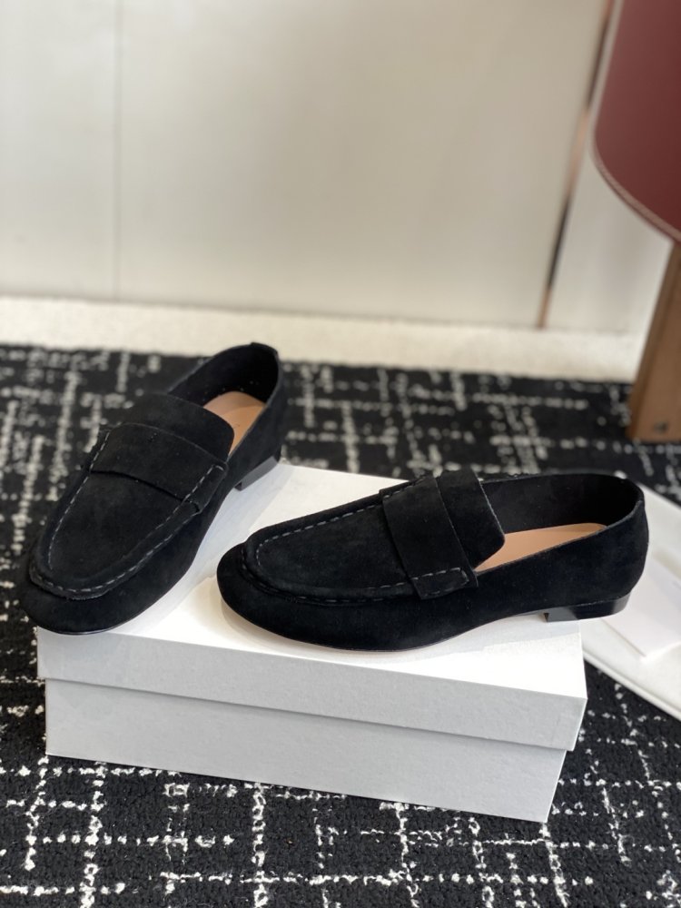 Туфли женские фото 3