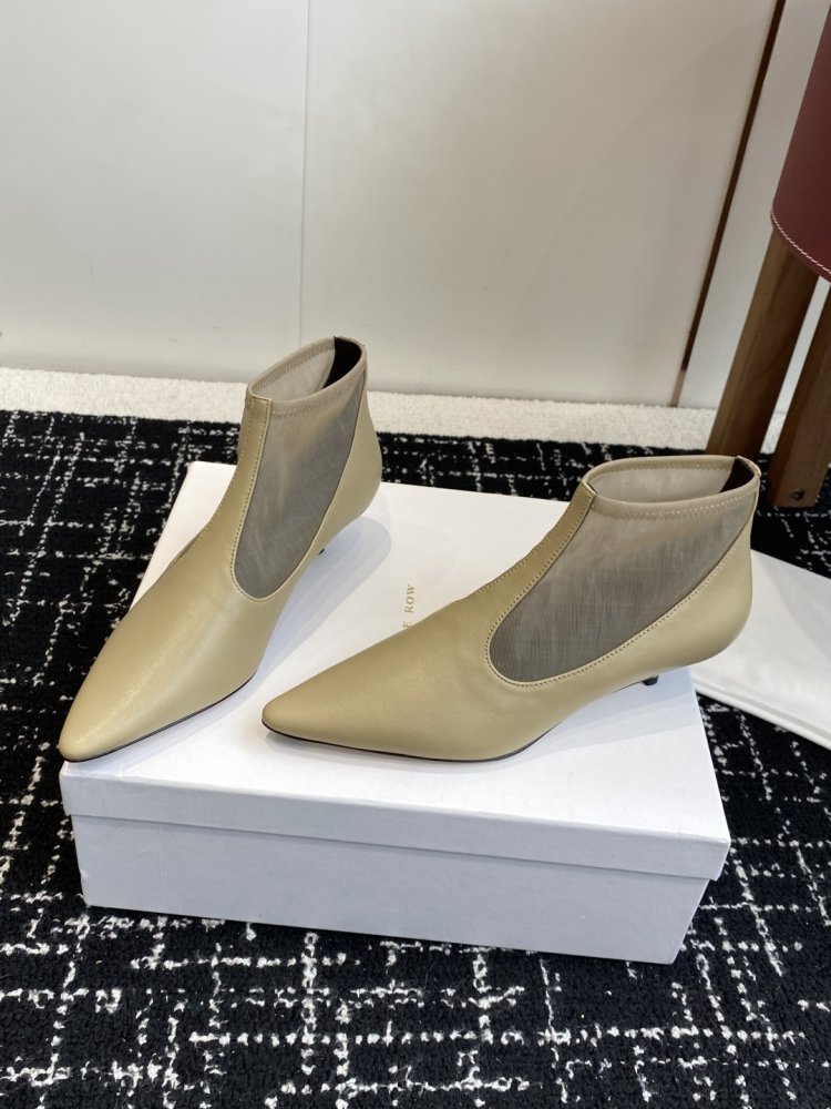 Туфли женские фото 3