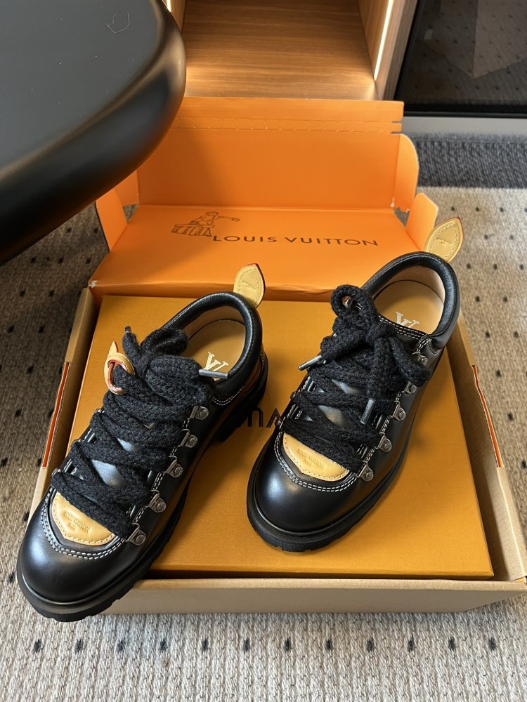 Туфли женские фото 3