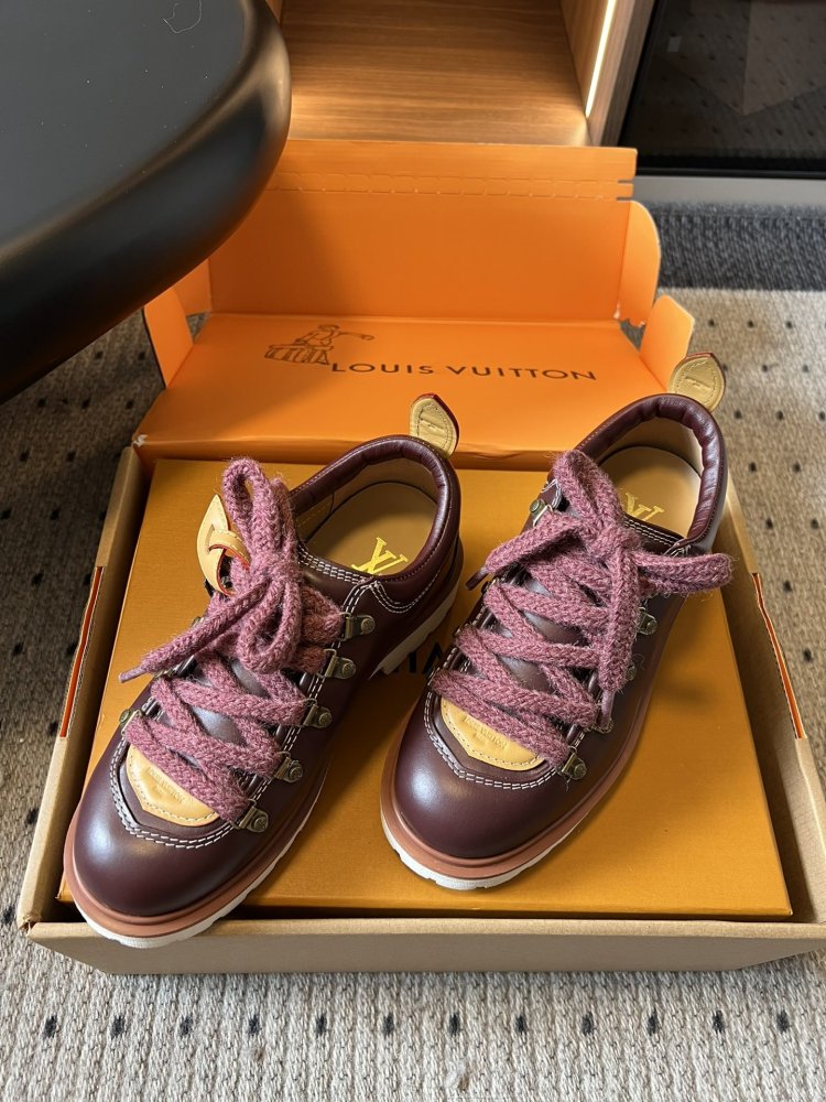 Туфли женские фото 3