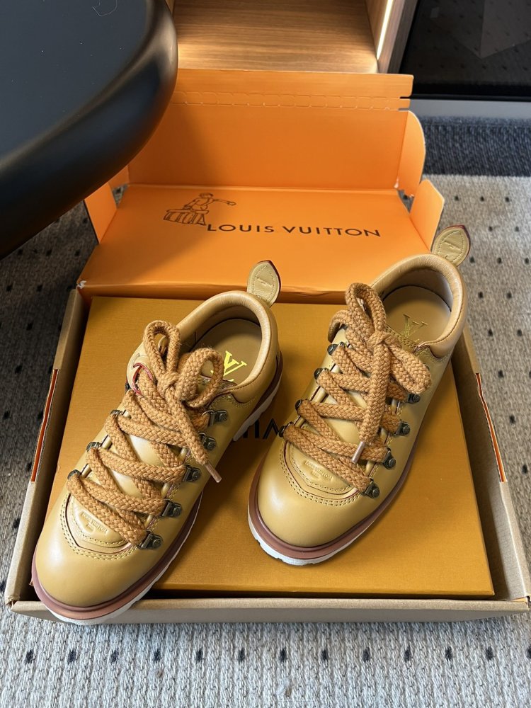 Туфли женские фото 3