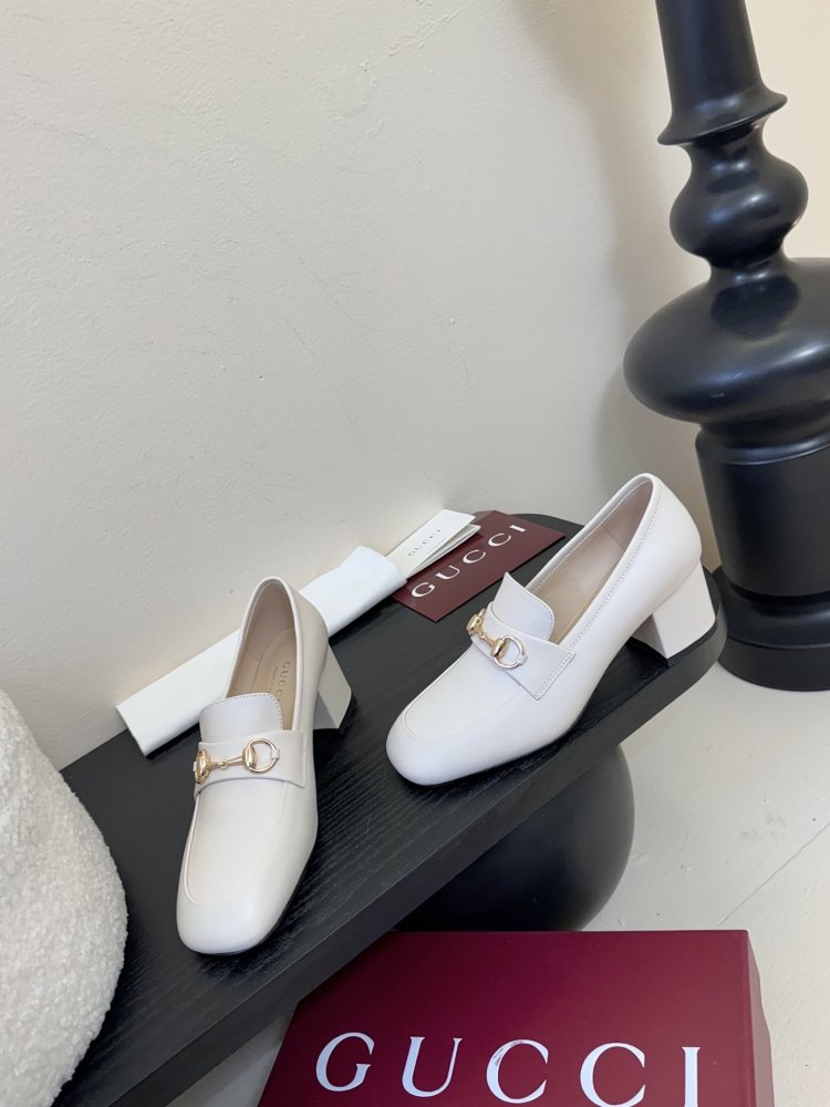 Туфли женские фото 3