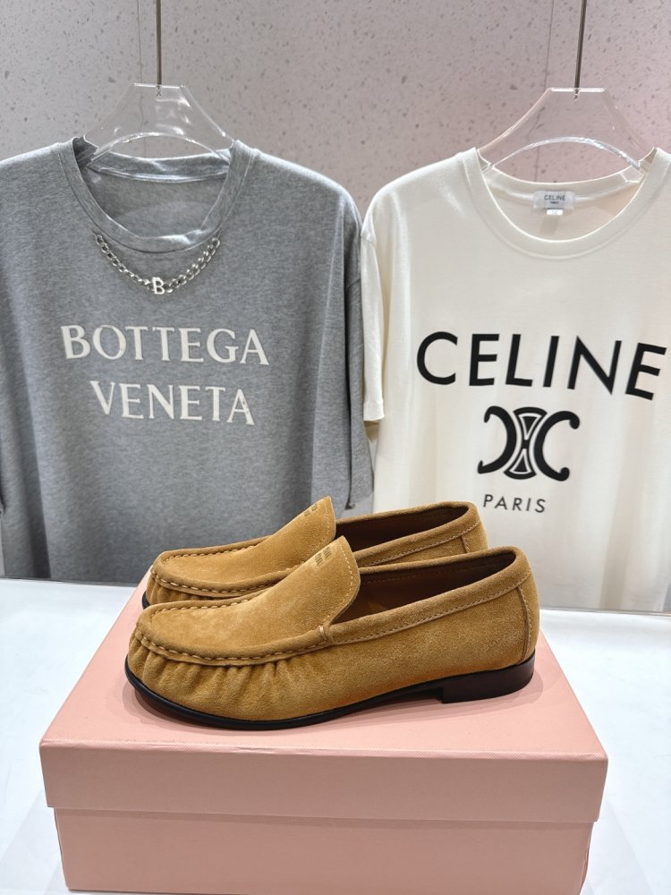 Туфли женские фото 3