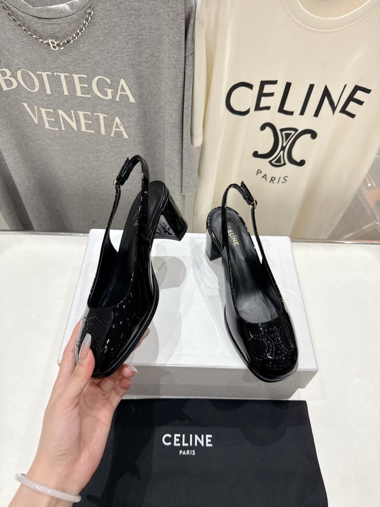 Туфли женские фото 3