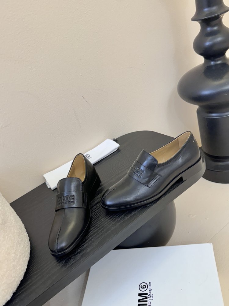 Туфли женские фото 3