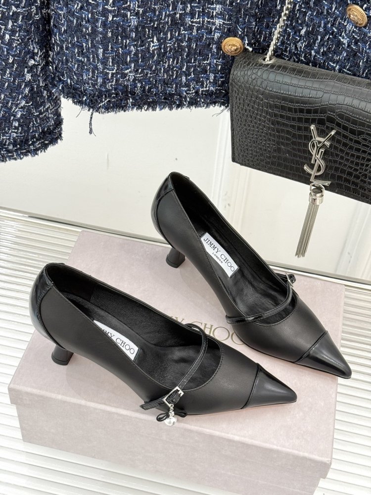 Туфли женские фото 3