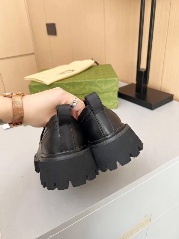 Туфлі жіночі фото 3