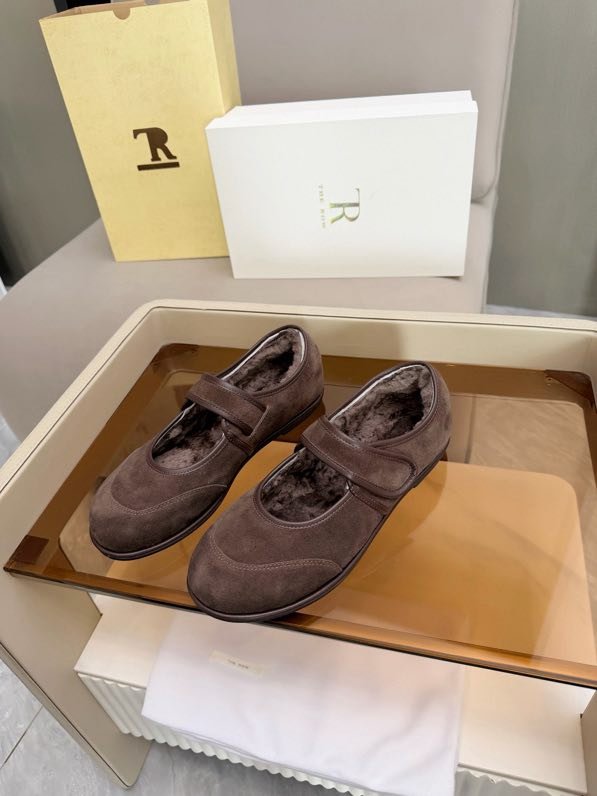 Туфли женские фото 3