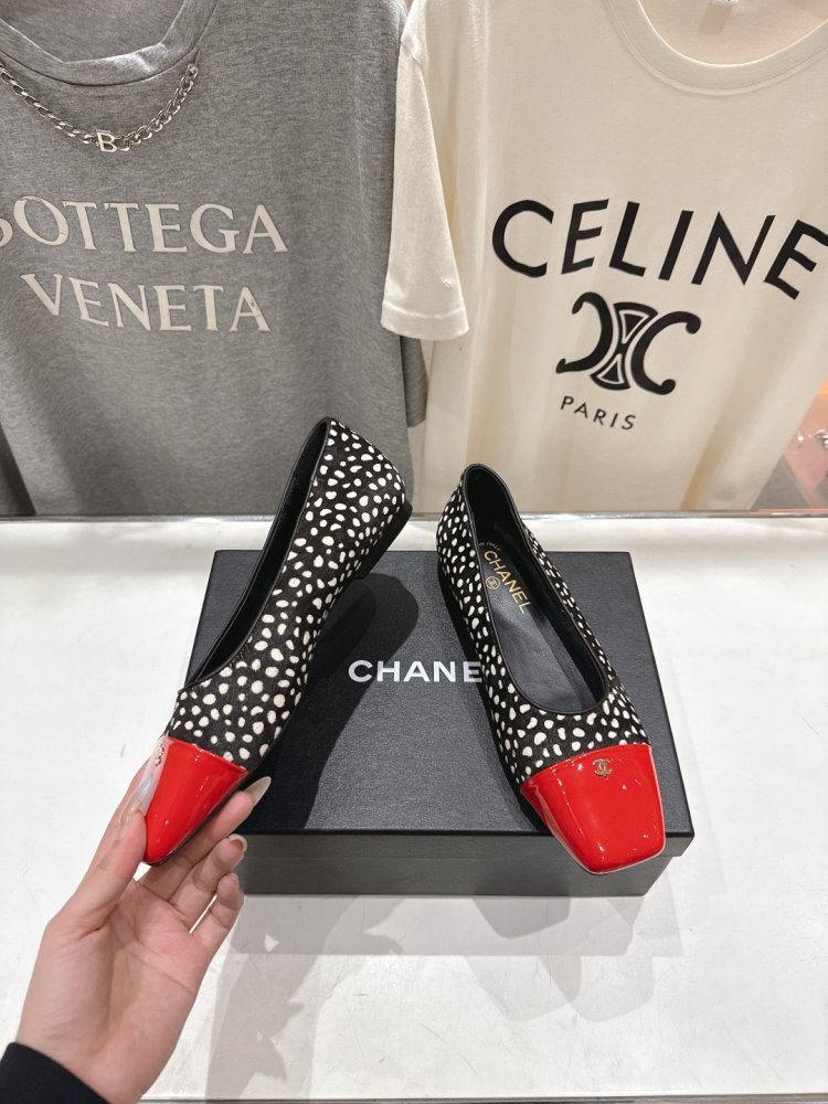 Туфли женские фото 3